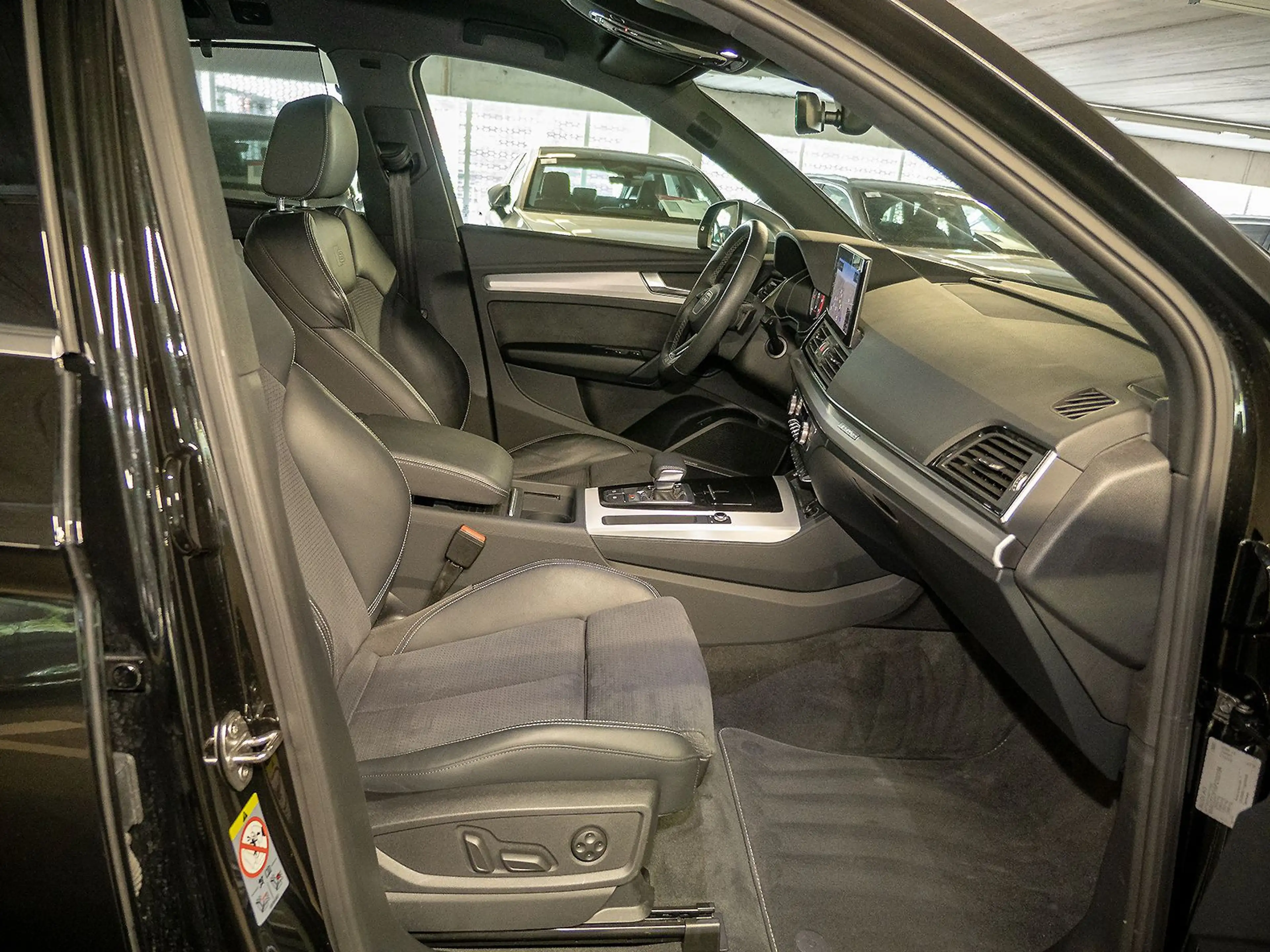 Audi SQ5 V6 TDI quattro HeadUp CarPlay B&O AHK 20'' — photo 12