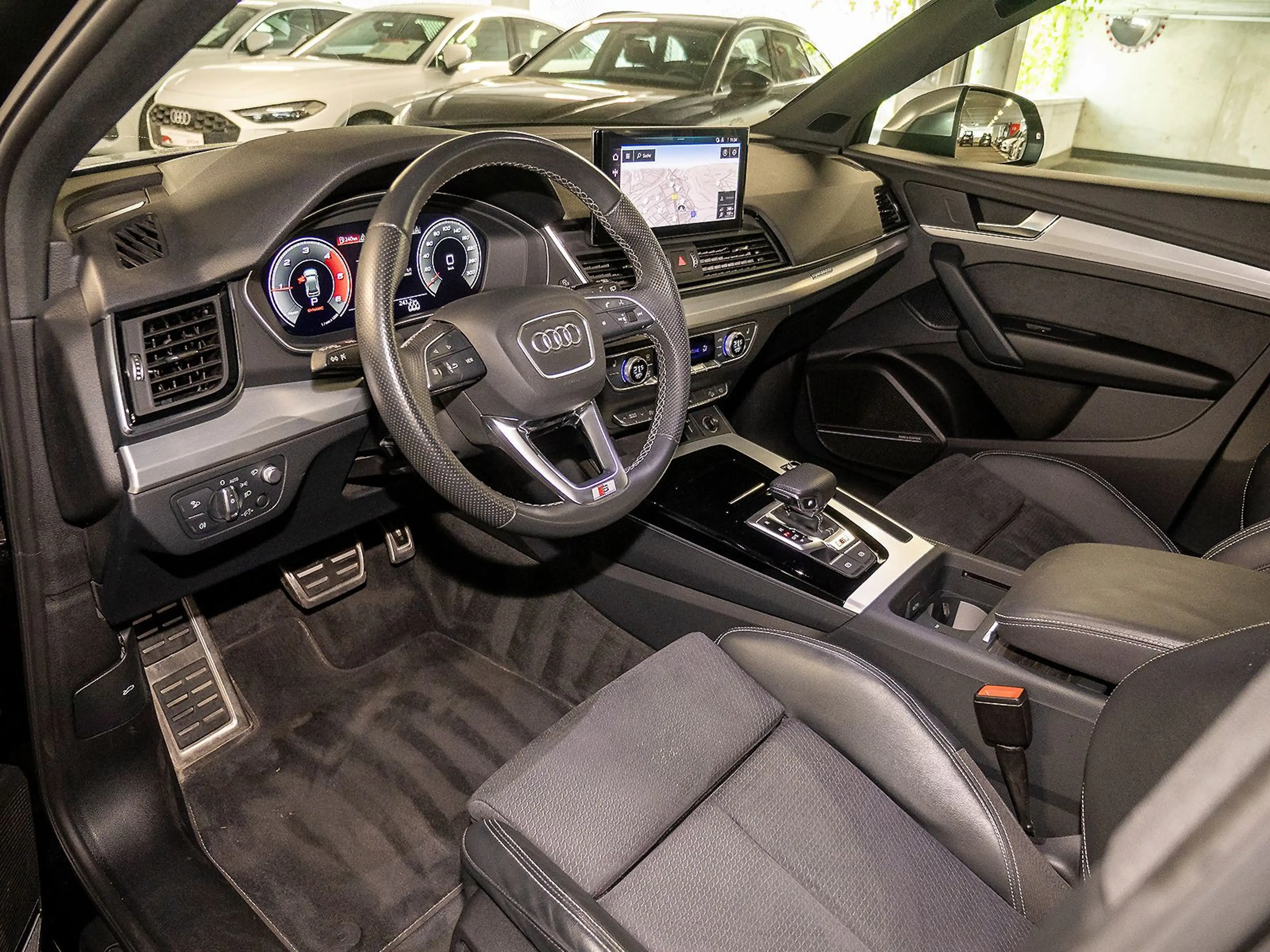 Audi SQ5 V6 TDI quattro HeadUp CarPlay B&O AHK 20'' — photo 10