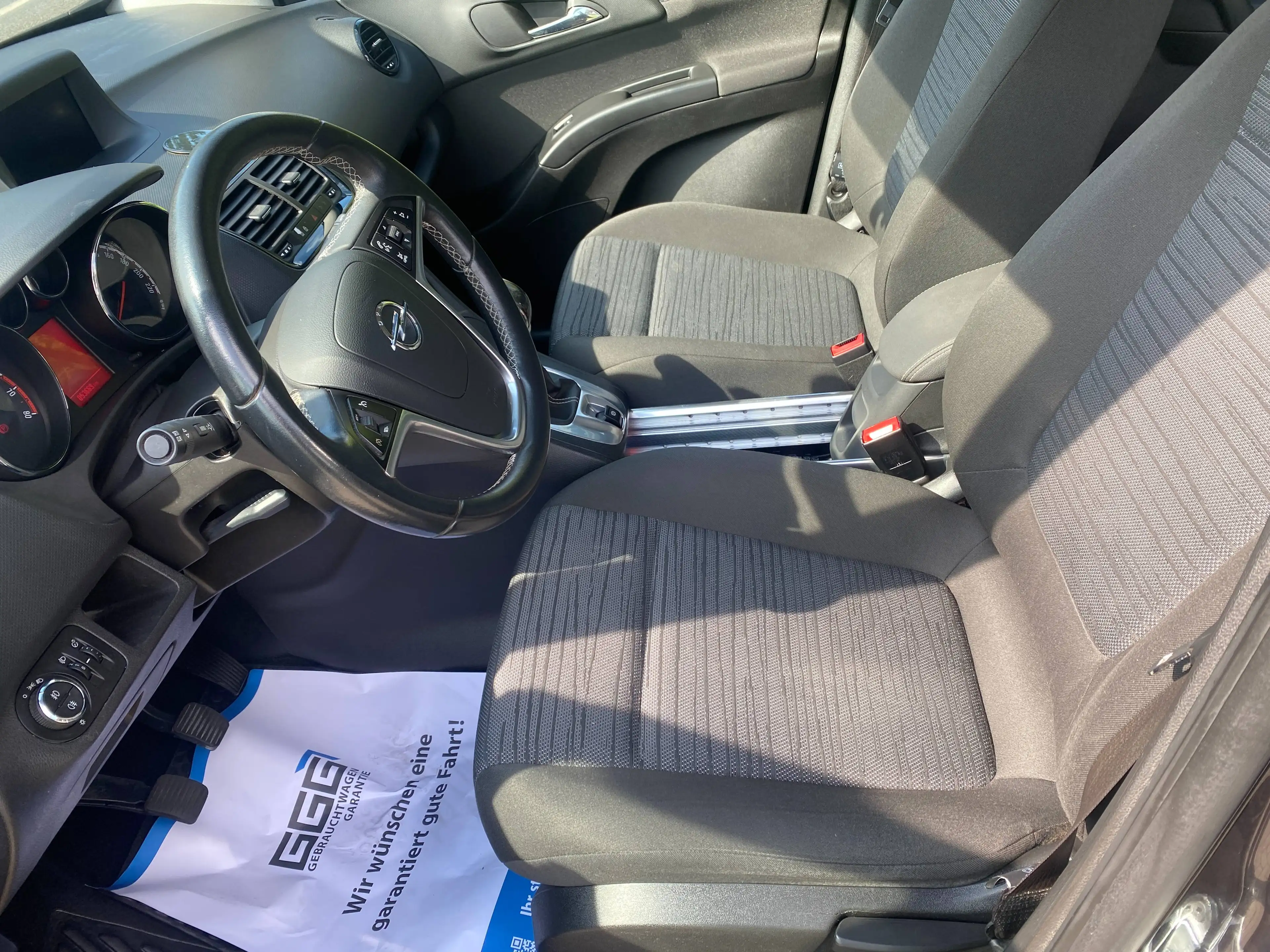 Opel Meriva Style — photo 12