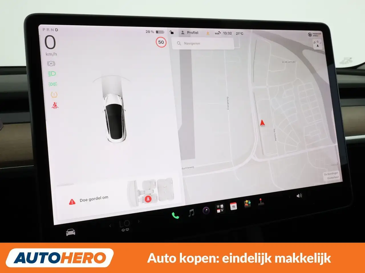 Tesla Model 3 Standard Range Plus, миниатюра 21