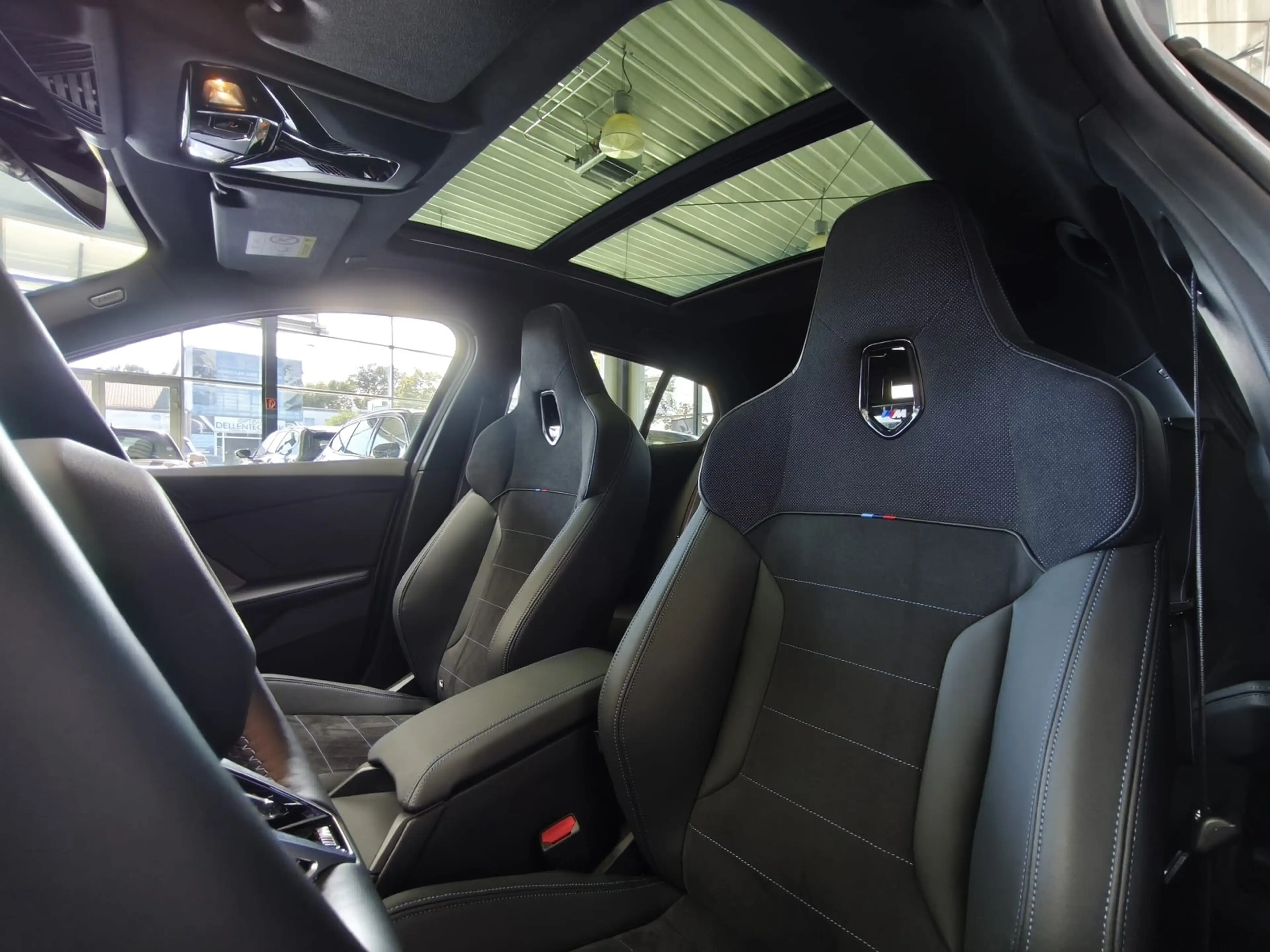 BMW M1 35 xDr M Sport Pro PANO/HUD/Memo/360°/M-Sitze — photo 9
