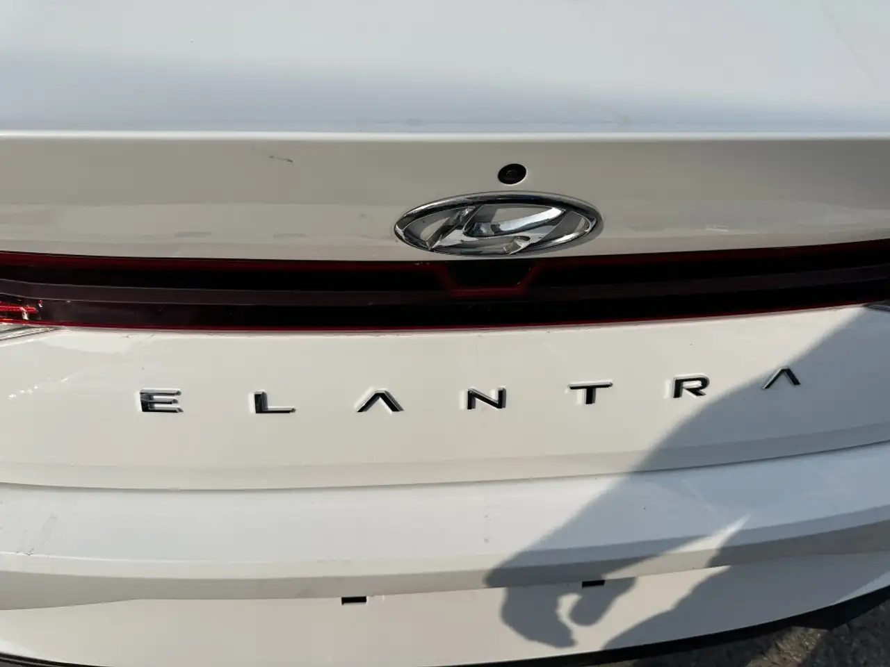 Hyundai ELANTRA снимка Hyundai ELANTRA