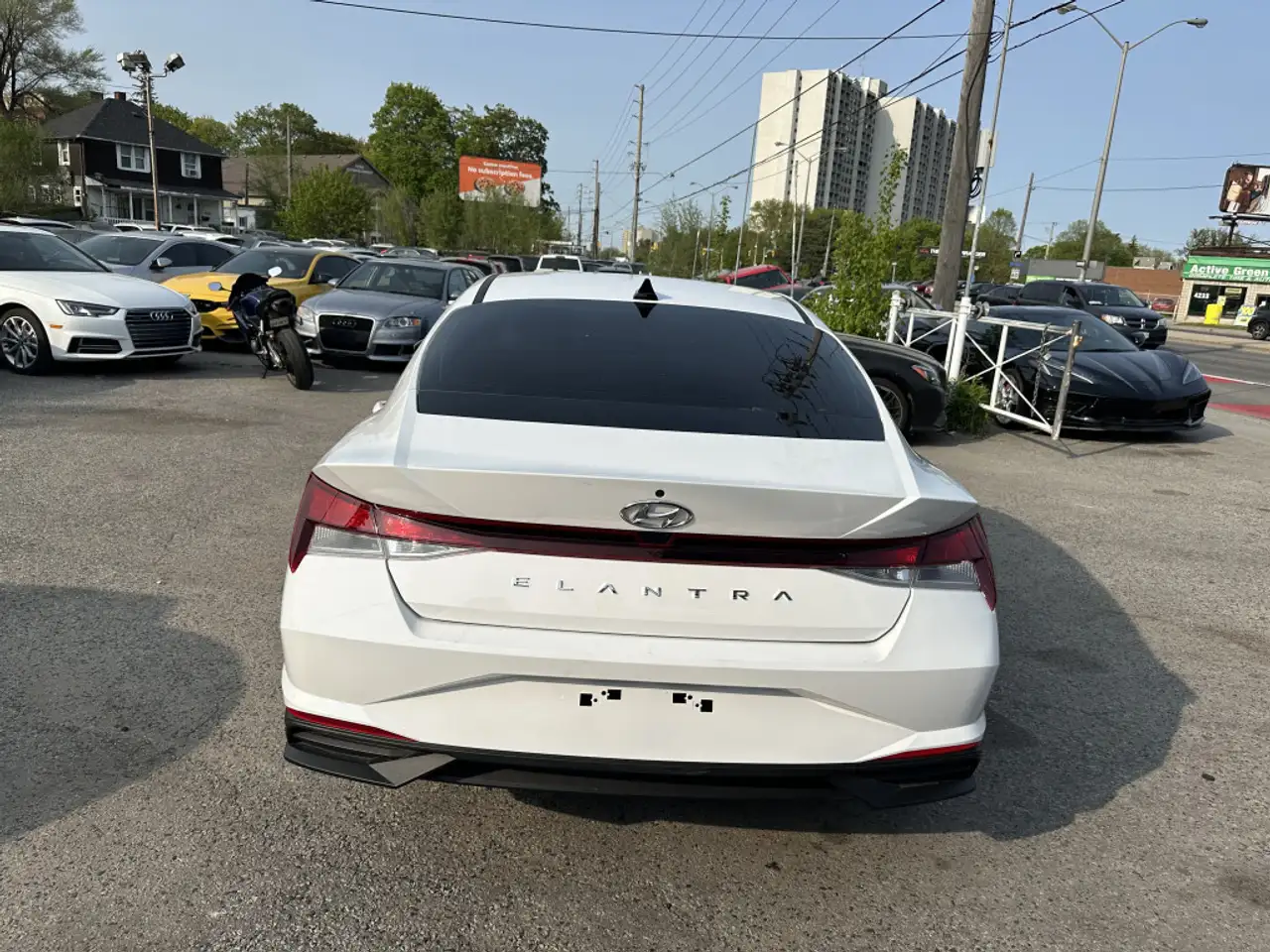 Hyundai ELANTRA снимка Hyundai ELANTRA