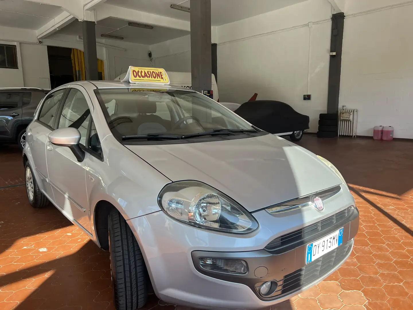 Fiat Punto Evo Punto III 2009 Evo 5p 1.2 Active 65cv Šedá - 1