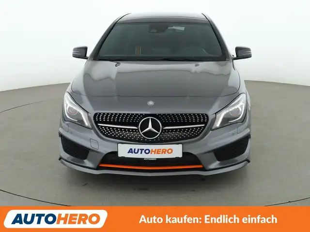 Mercedes-Benz Cla view 9