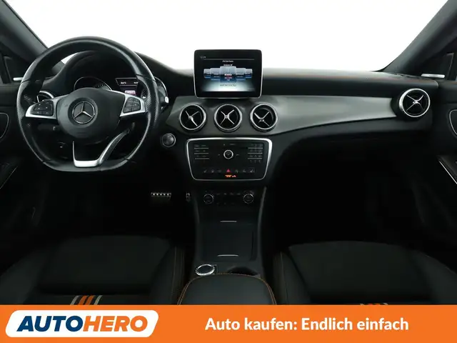 Mercedes-Benz Cla view 12