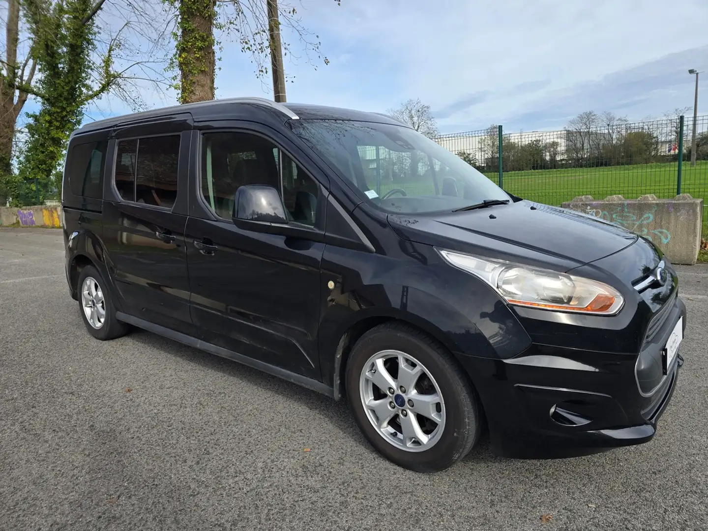 Ford Tourneo Connect 1.6 tdci 115 Titanium Noir - 2