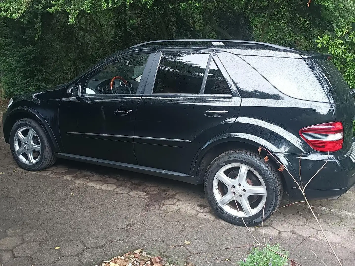 Mercedes-Benz ML 420 ML 420 CDI 4Matic 7G-TRONIC DPF Edition 10 Fekete - 1
