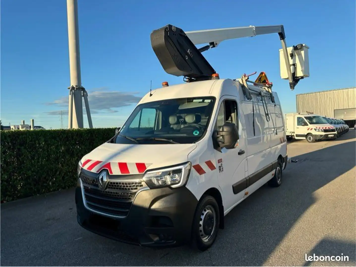 Renault Master 2.3 dci 145ch nacelle Klubb k32 3 places - 2