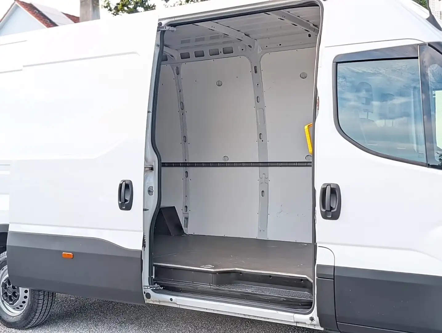 Iveco Daily 35S18 Maxi L4H2 - HI-Connect - Kamera Weiß - 2