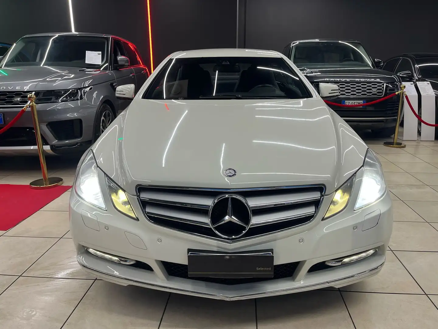 Mercedes-Benz E 220 Coupe cdi BlueEFFICIENCY - 2