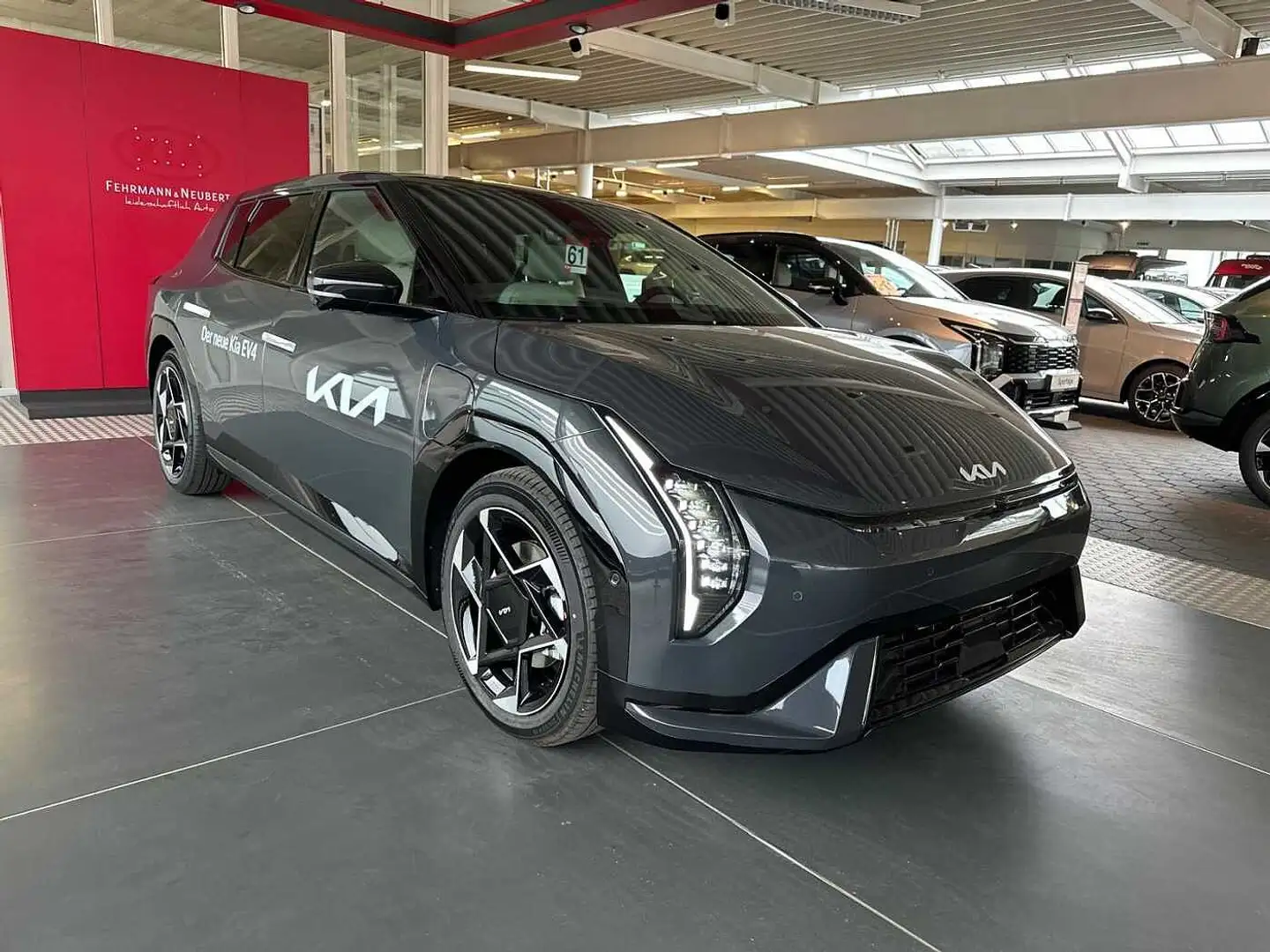 Kia EV4 HB 81 FWD GT-LINE DWP COM CON GD Gris - 2