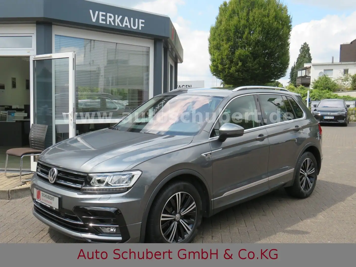 Volkswagen Tiguan 1.5 TSI DSG BMT ACT Highline R-Line Grau - 1