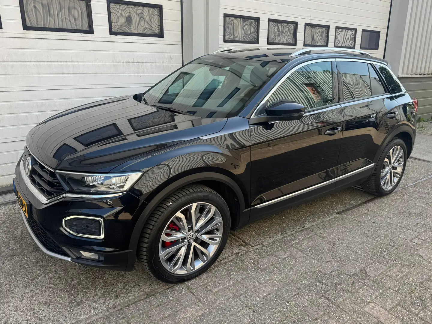 Volkswagen T-Roc 2.0 TSI 4Motion Sport acc/led/xenon/aut/carplay/bl Noir - 2