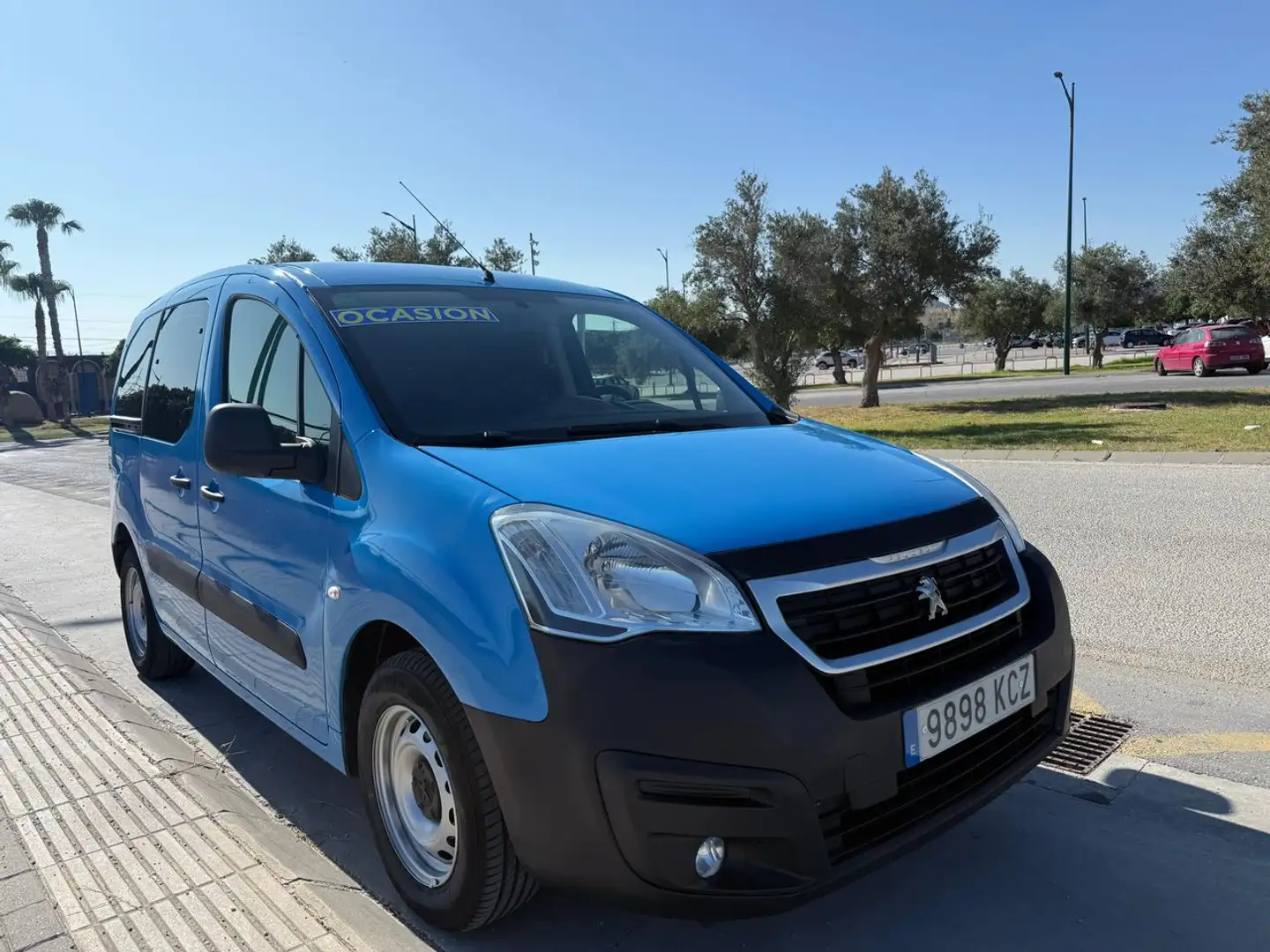 Peugeot Partner 1.6 HDI MIXTA 5 PLAZAS Blauw - 1