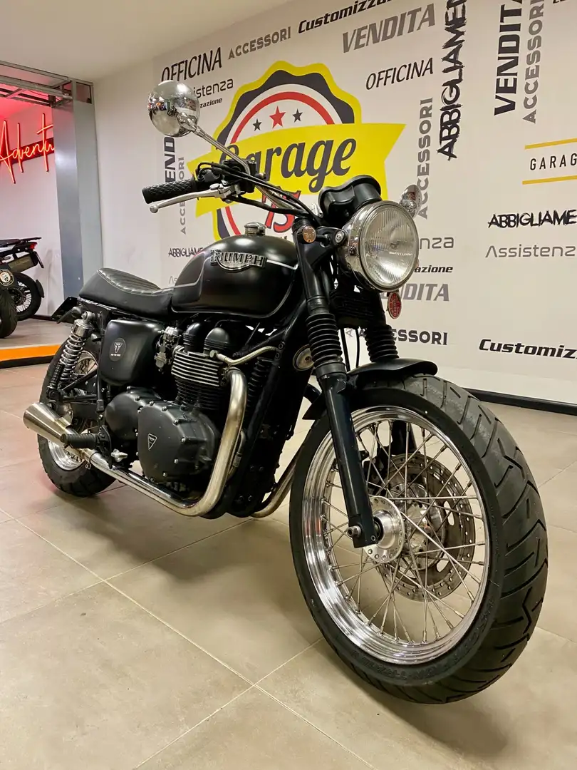 Triumph Bonneville T100 Nero - 2