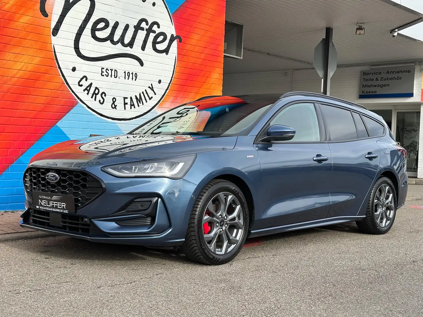 Ford Focus Turnier ST-Line X/LED/ACC/Panoschiebedach Blauw - 1