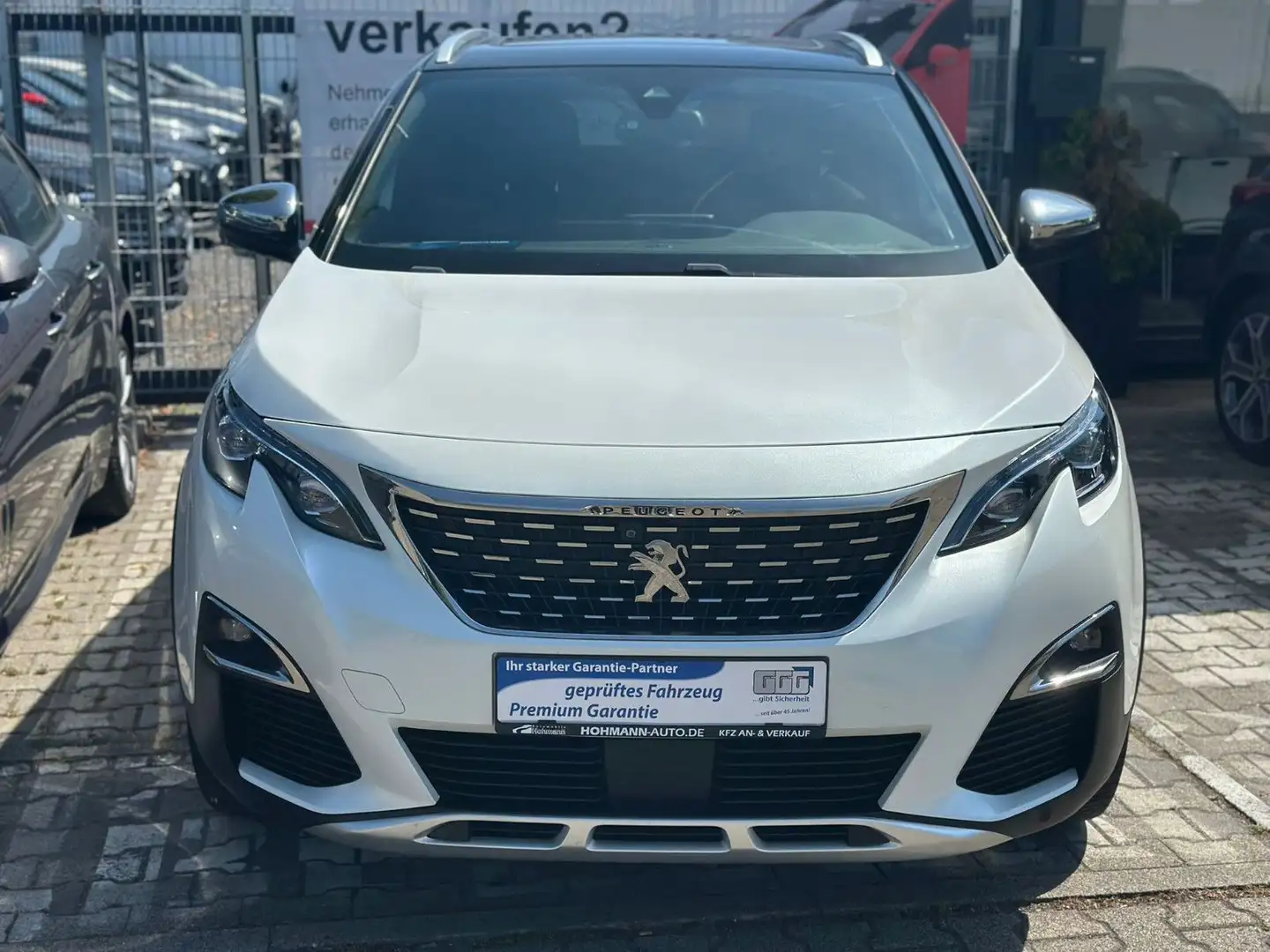 Peugeot 3008 GT ACC+FOCAL+CAM+ACC+PANO Weiß - 2