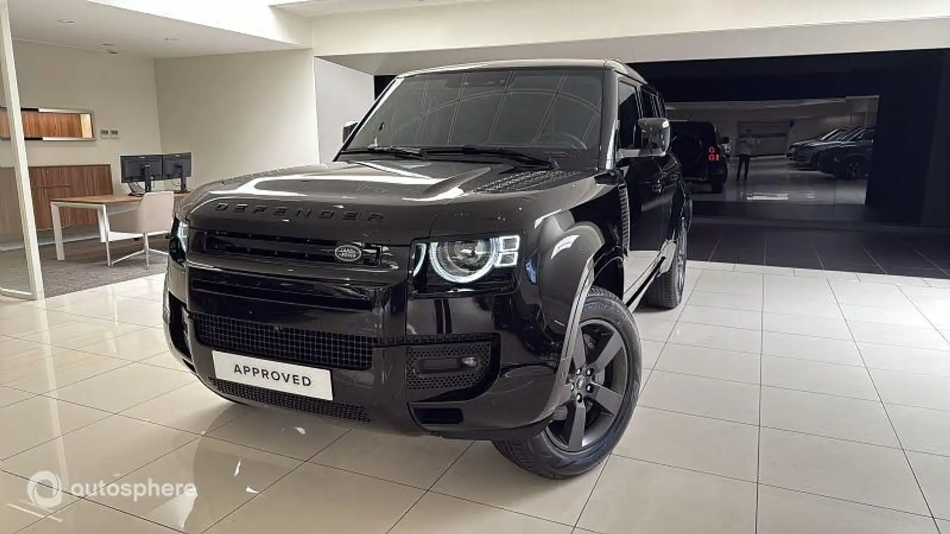 Land Rover Defender 110 2.0 P300e X-Dynamic SE - 1