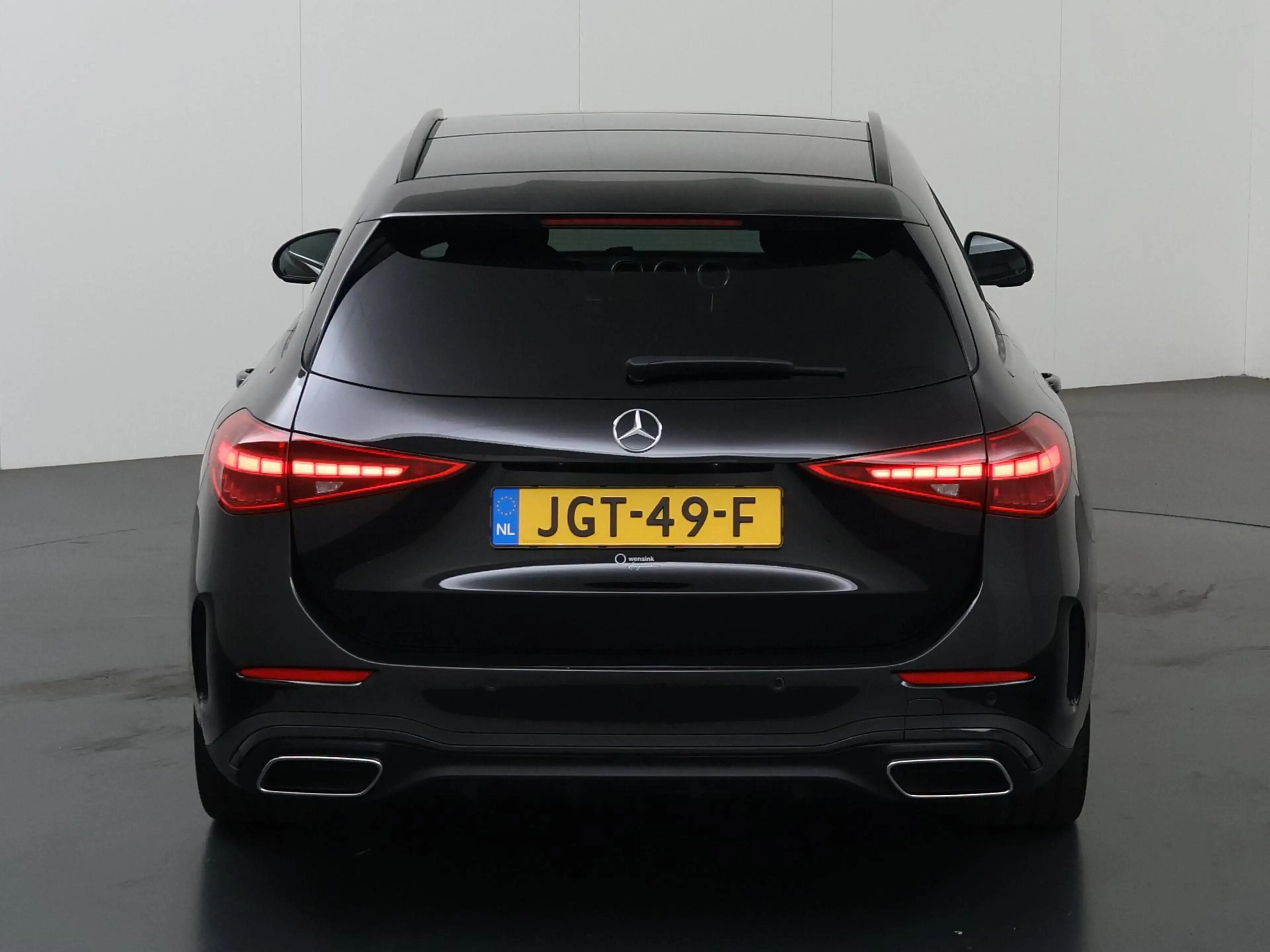 Mercedes-Benz C 300 Estate 300e Business Solution AMG | Panoramaschuif — photo 4