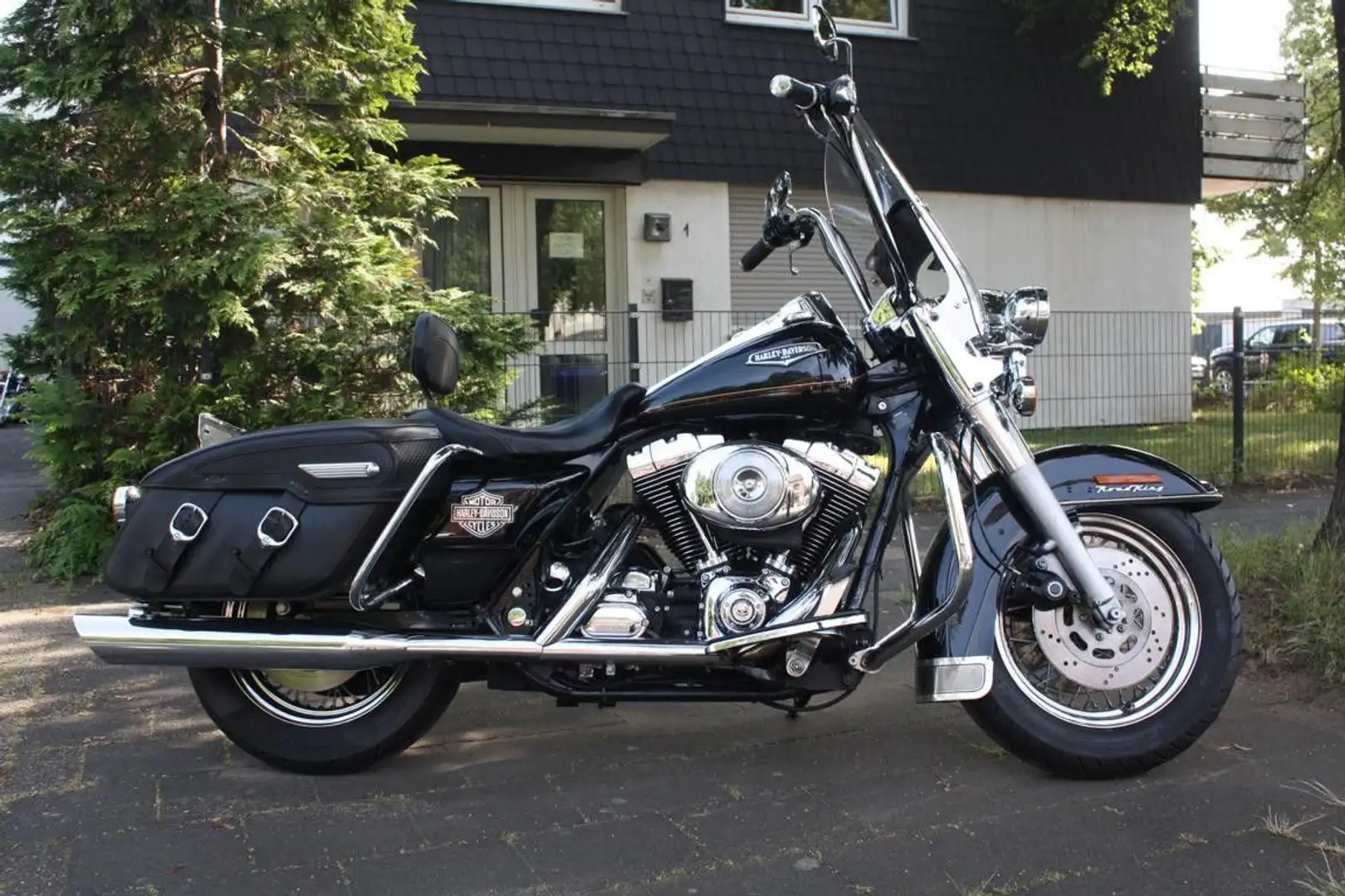 Harley-Davidson Road King FLHR-I viel Zubehör Noir - 1