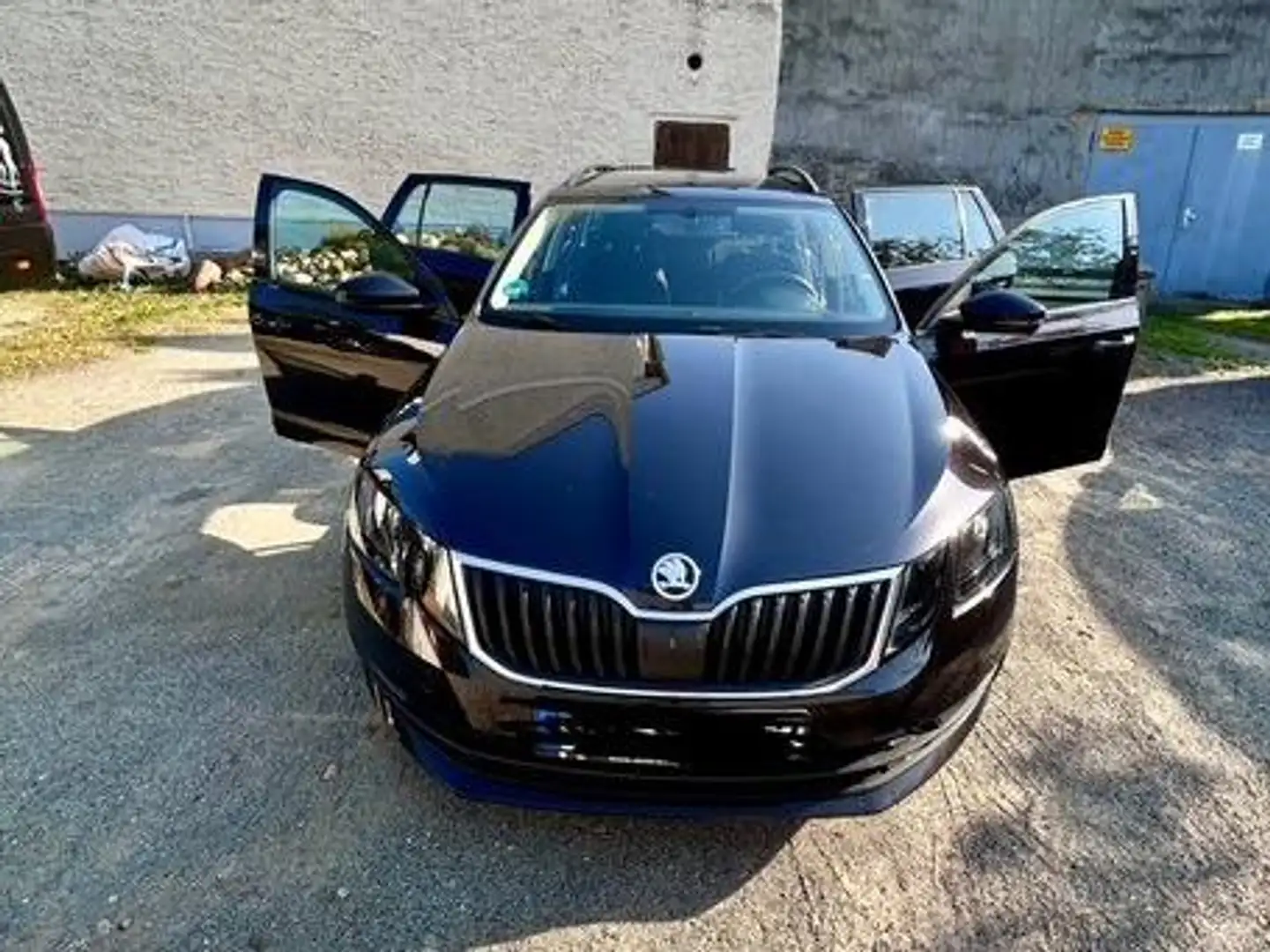 Skoda Octavia Octavia Combi 1.5 TSI ACT Ambition Schwarz - 2