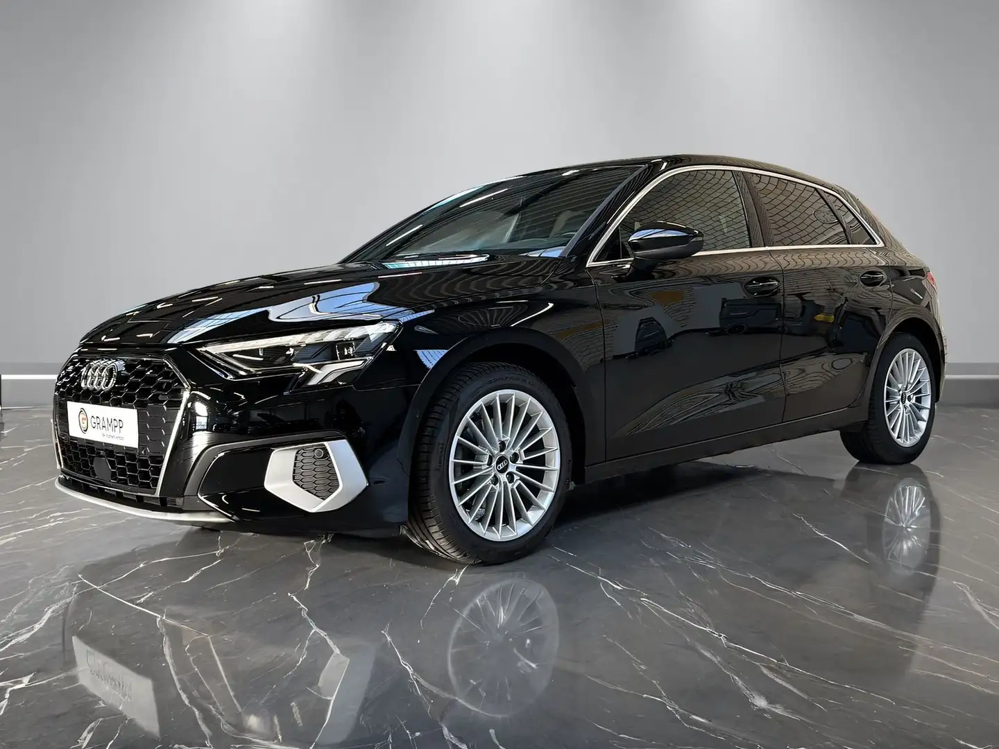 Audi A3 advanced 35 TDI +AHK+KAMERA+VIRTUAL Schwarz - 2