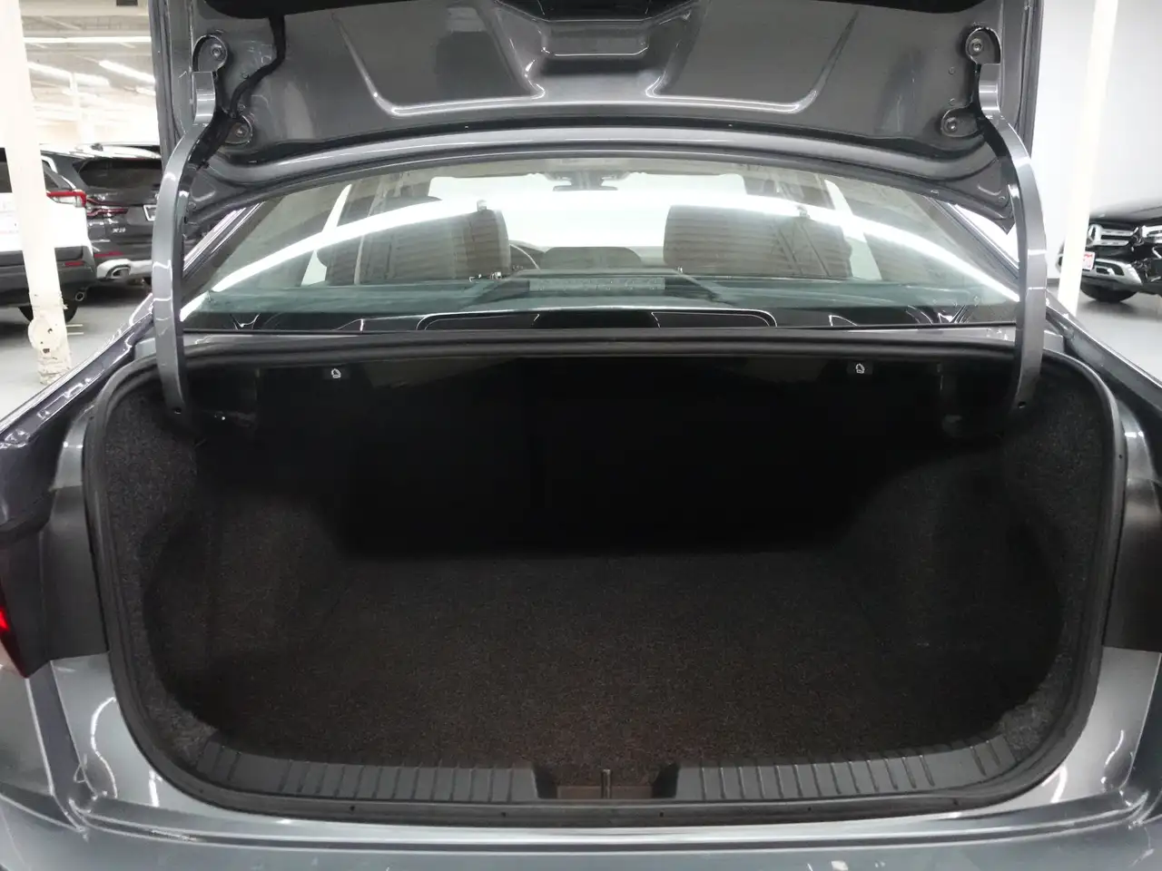 Volkswagen Jetta снимка Volkswagen Jetta
