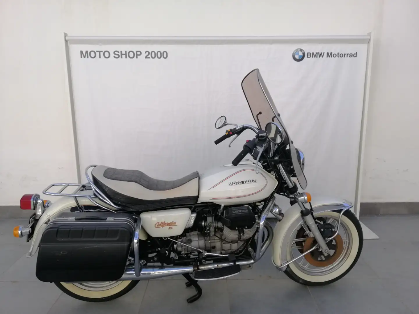Moto Guzzi V 1000 California II White - 1