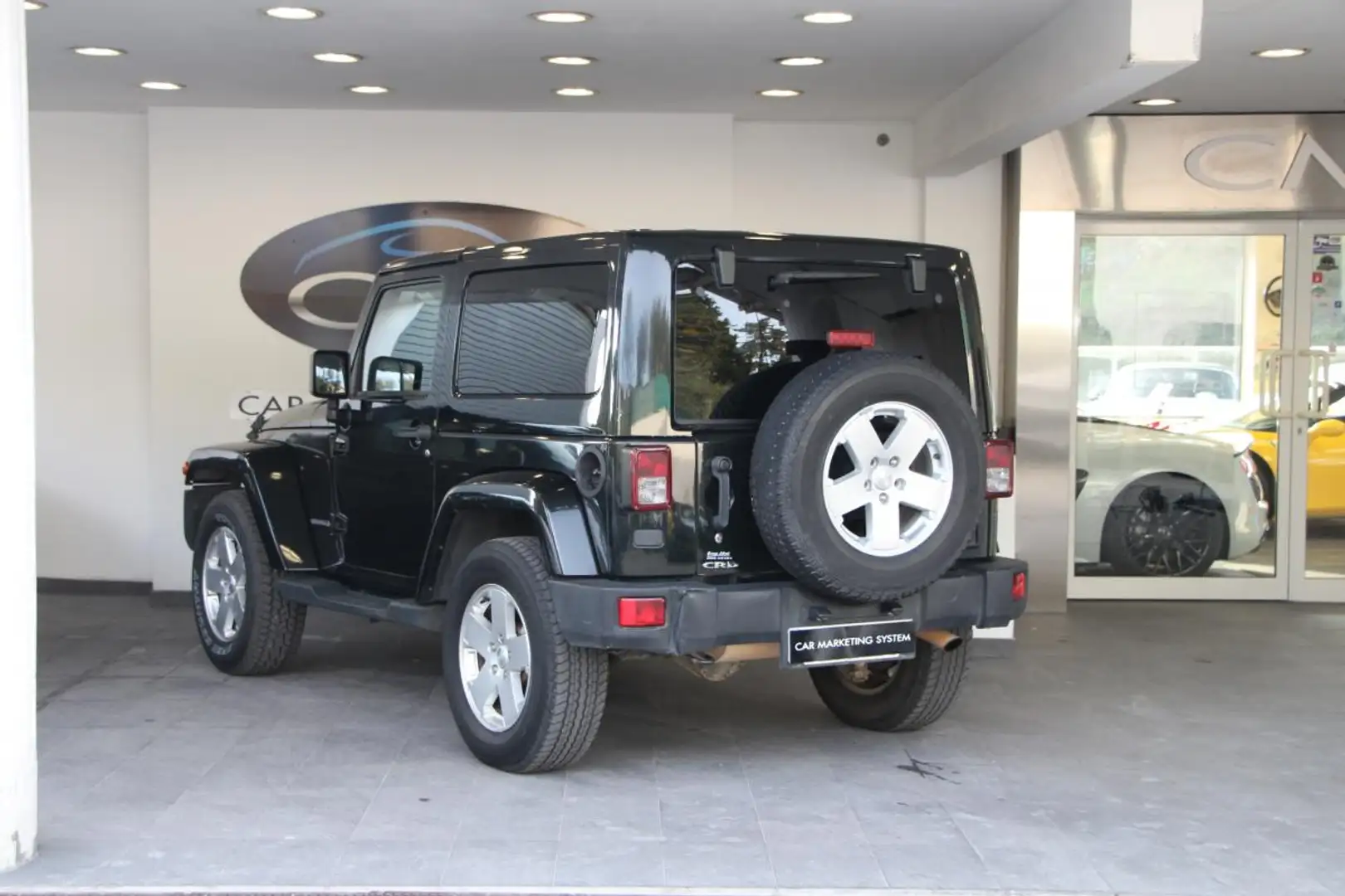 Jeep Wrangler 2.8 CRD 200 Sport Zwart - 2