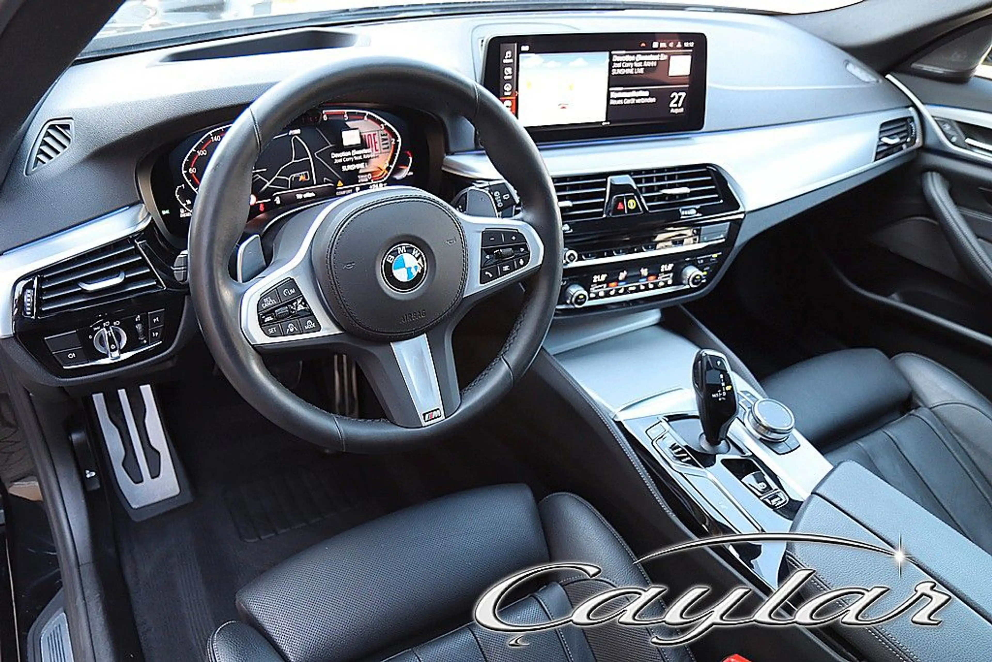 BMW 540 xD TOUR M SPORT SITZBELÜFT STANDHEIZ PANO 20" — photo 14
