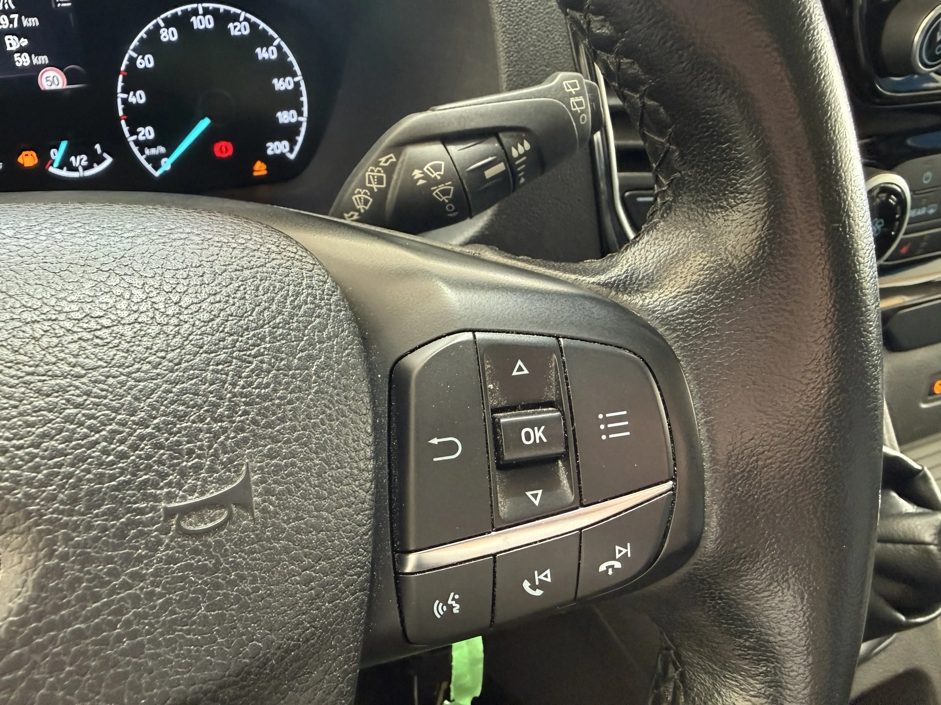 Ford Tourneo Custom Titanium X L1 Standheiz. / abn. AHK / ACC / Leder — photo 14