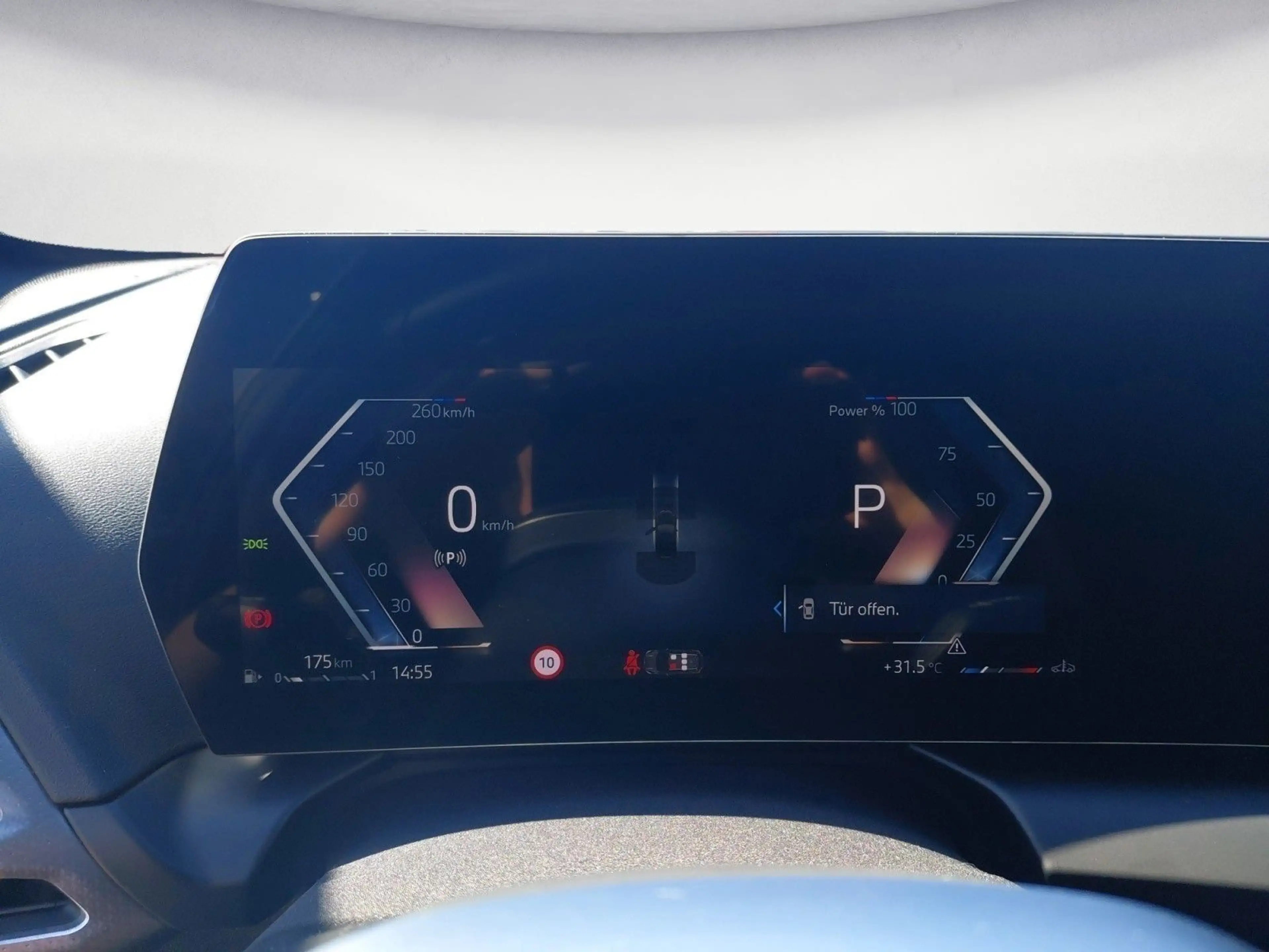 BMW 118 d M Sportpaket Navi Rückfahrkamera LED 19 Zol — photo 13