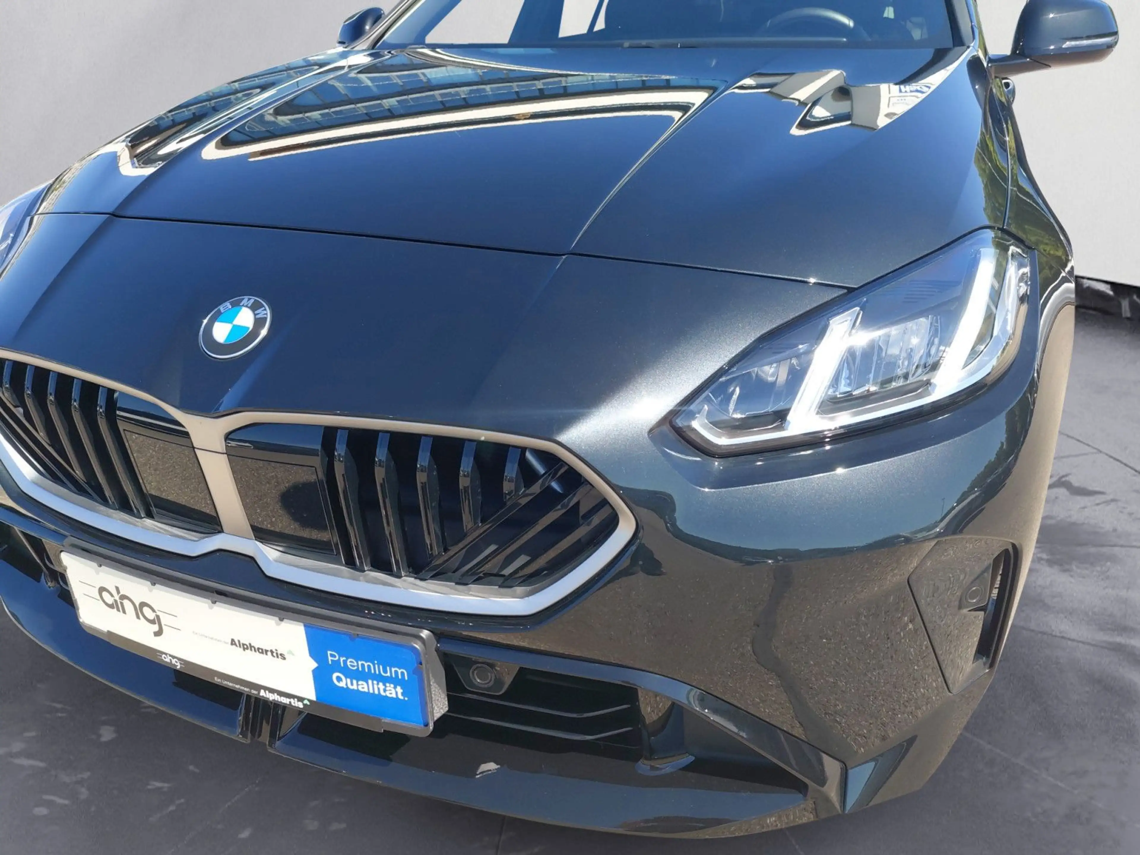 BMW 118 d M Sportpaket Navi Rückfahrkamera LED 19 Zol — photo 11