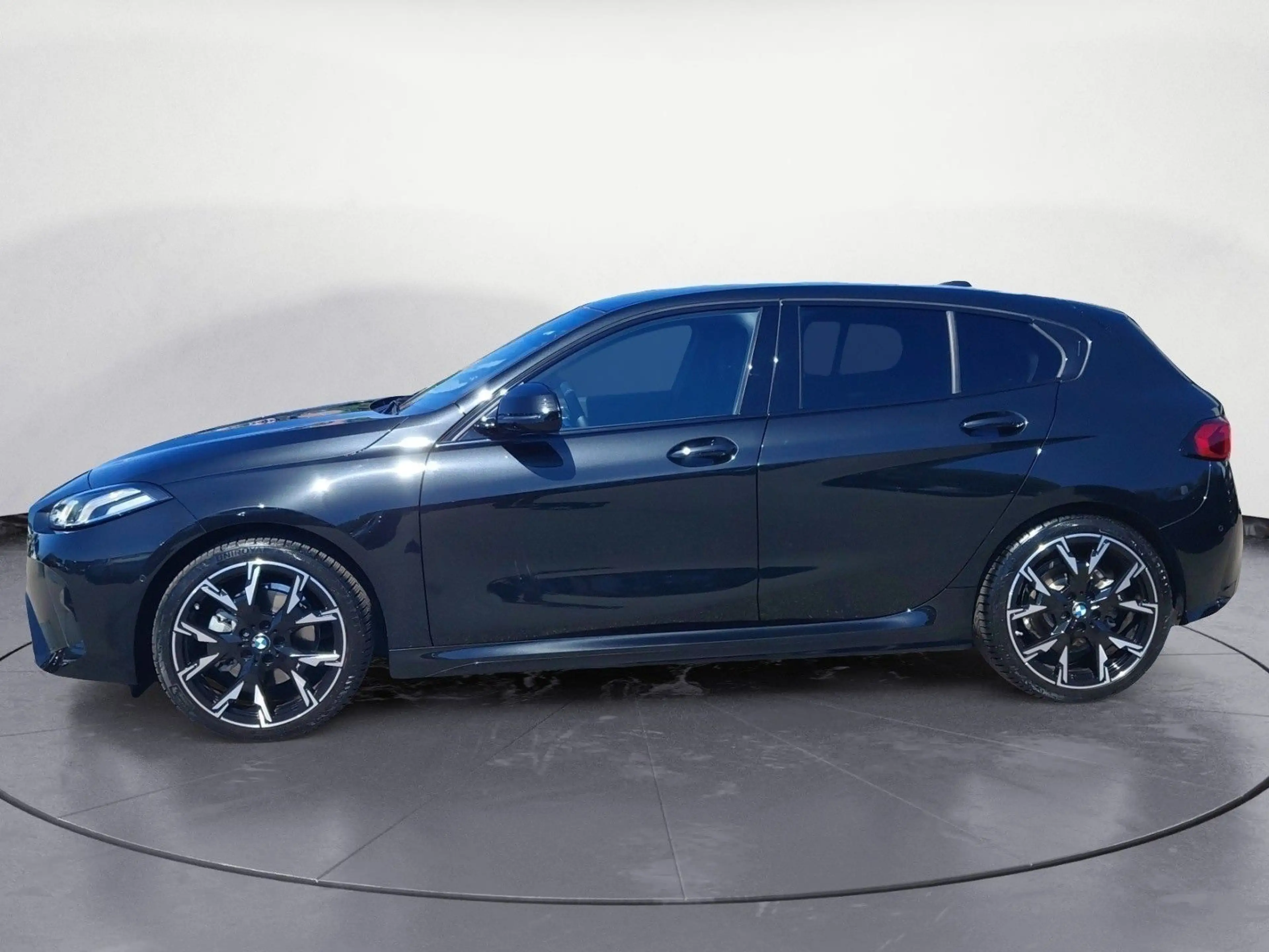 BMW 118 d M Sportpaket Navi Rückfahrkamera LED 19 Zol — photo 4