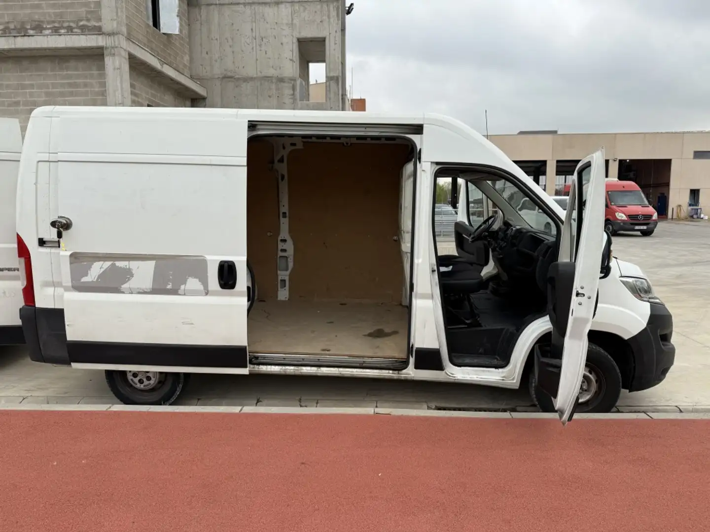 Citroen Jumper Combi 2.2BlueHDI 33L2H2 120 Bianco - 1