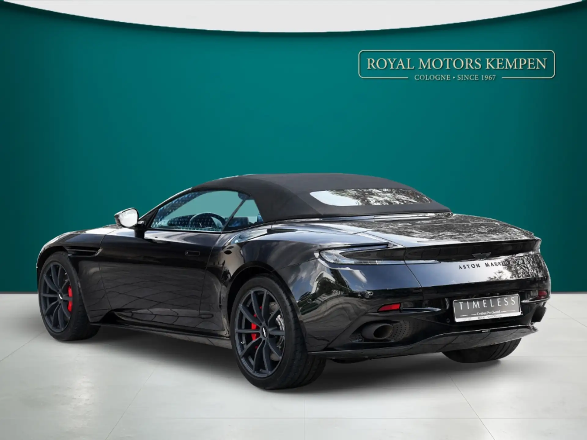 애스턴마틴 DB11 V8 2023 검정 사진 6