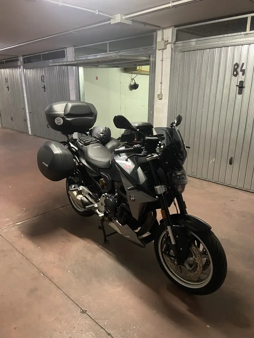 BMW F 900 R A2 Silver - 2