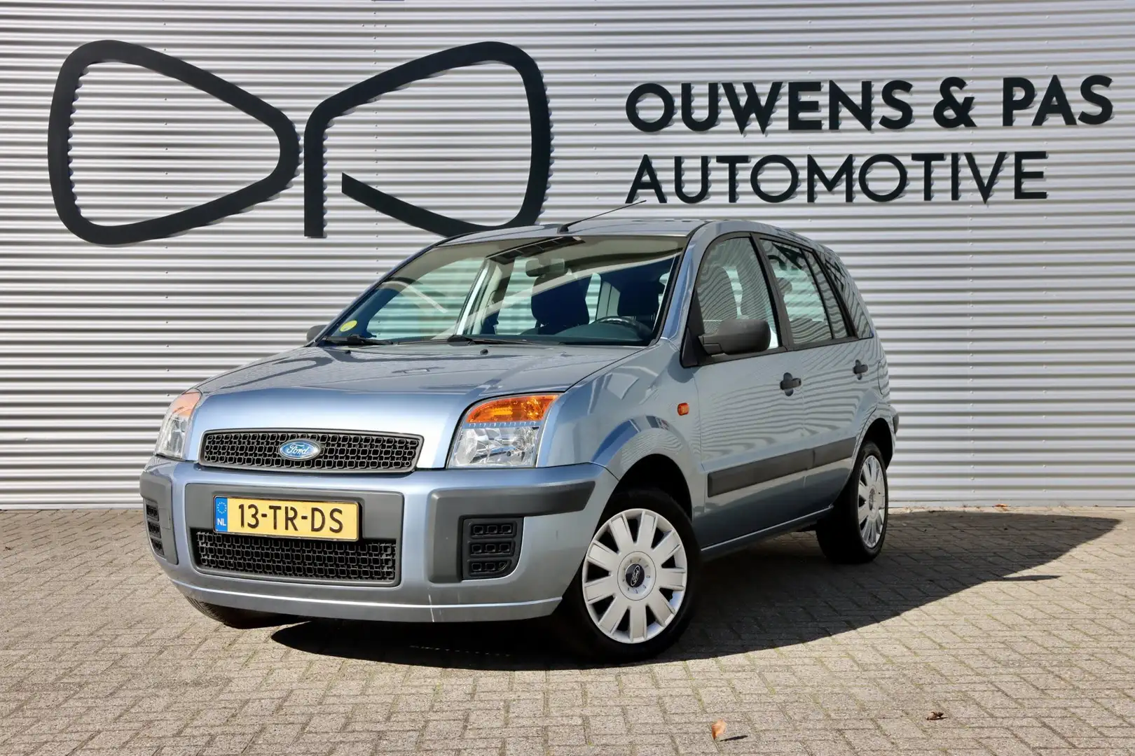 Ford Fusion 1.4-16V Champion | AIRCO | NIEUWE APK | TREKHAAK Grau - 1