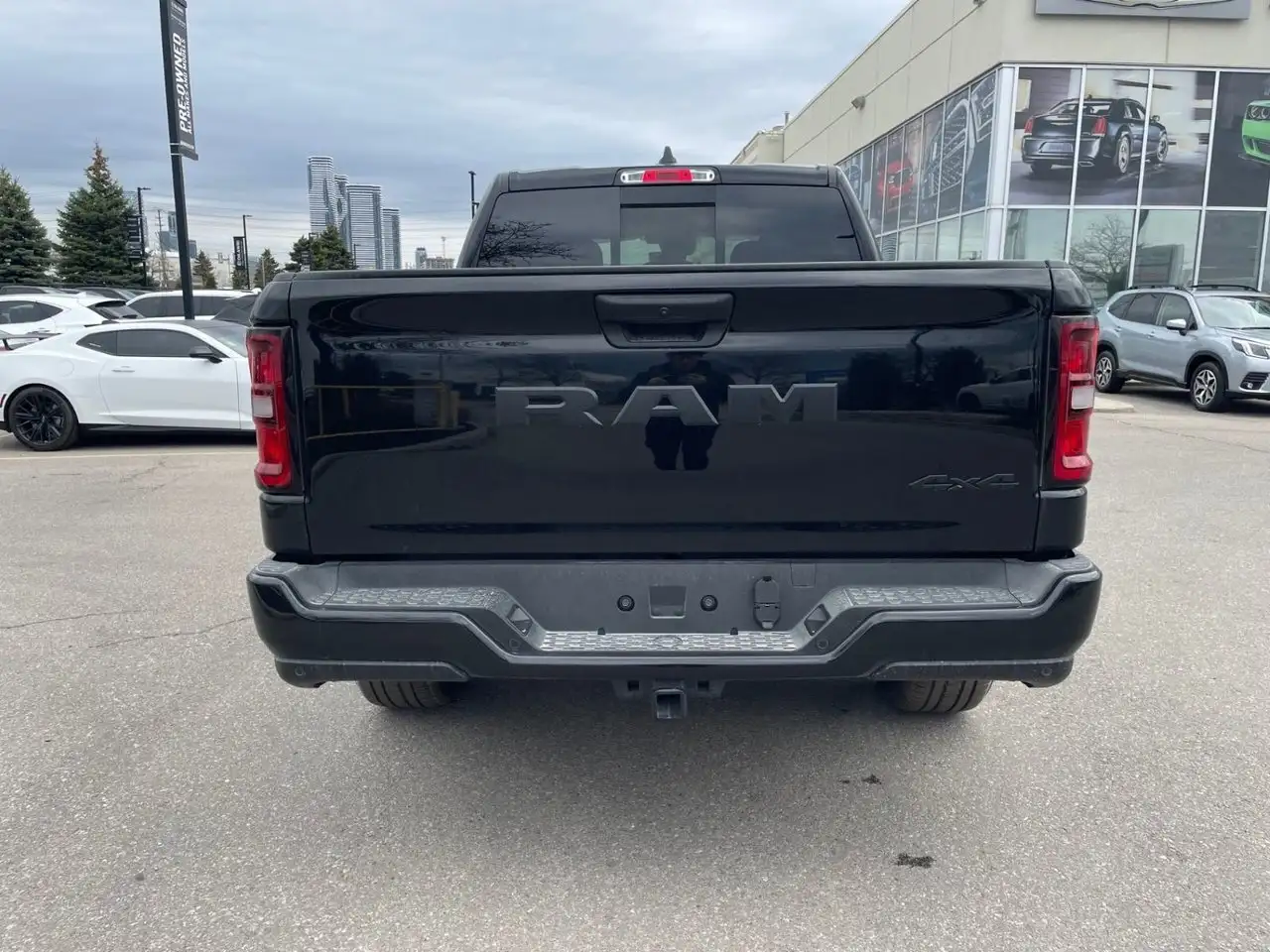 RAM 1500 снимка RAM 1500