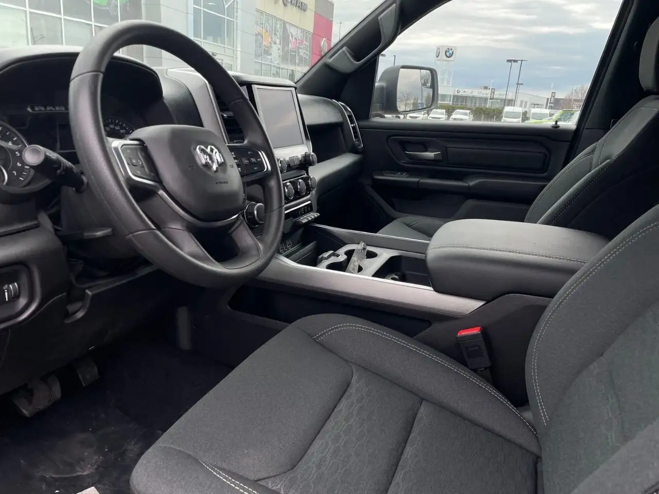 RAM 1500 снимка RAM 1500