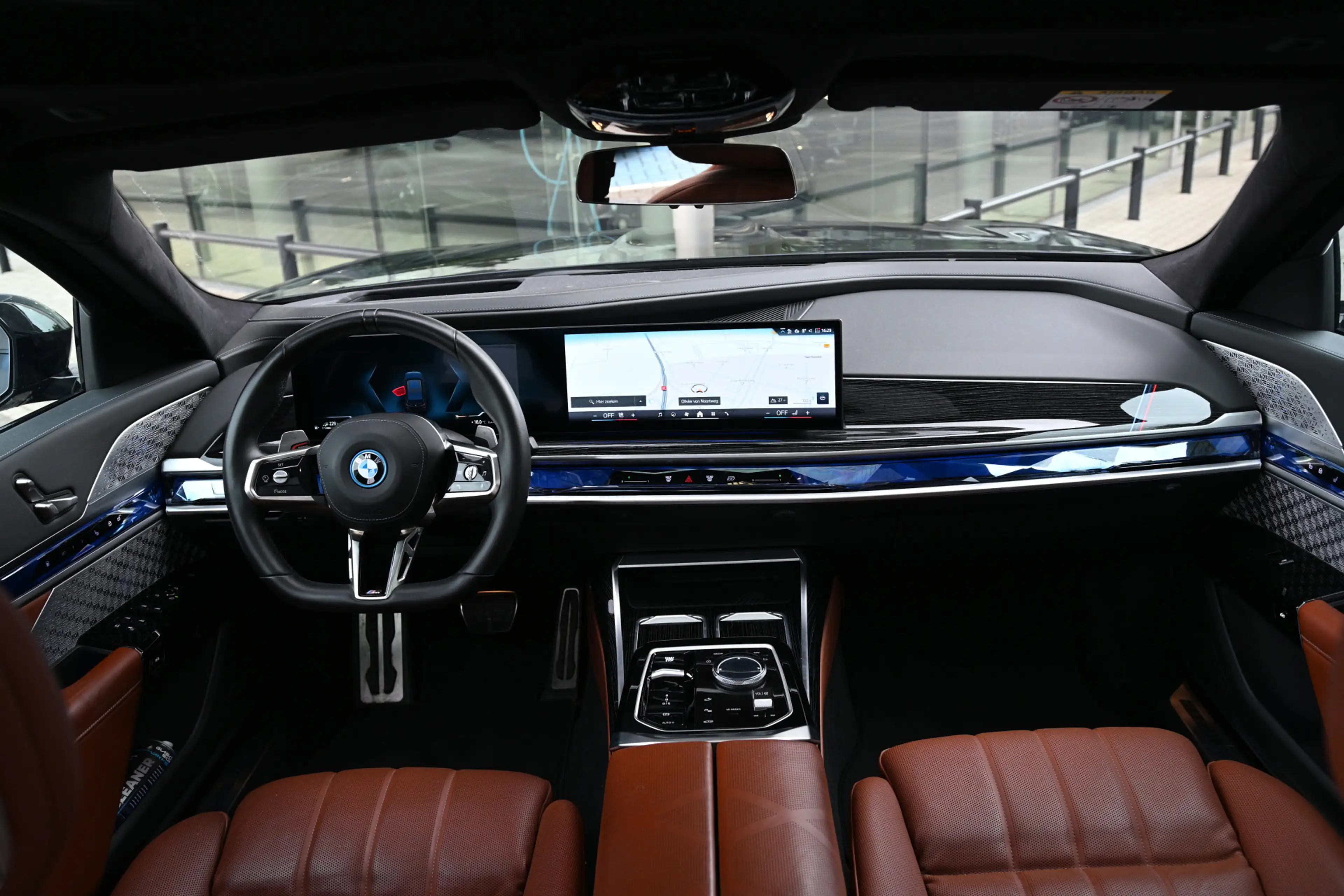 BMW 750 7 Serie 750e xDrive M Sport Automaat / Panoramadak — photo 4