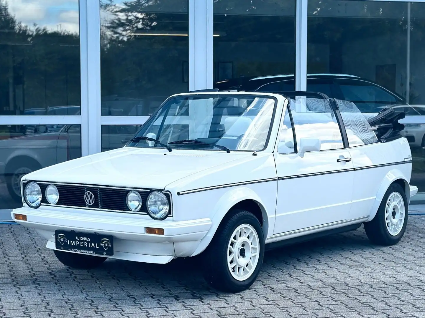 Volkswagen Golf GL Christmas CabrioCC LEDER und Verdeck neu Alb - 1