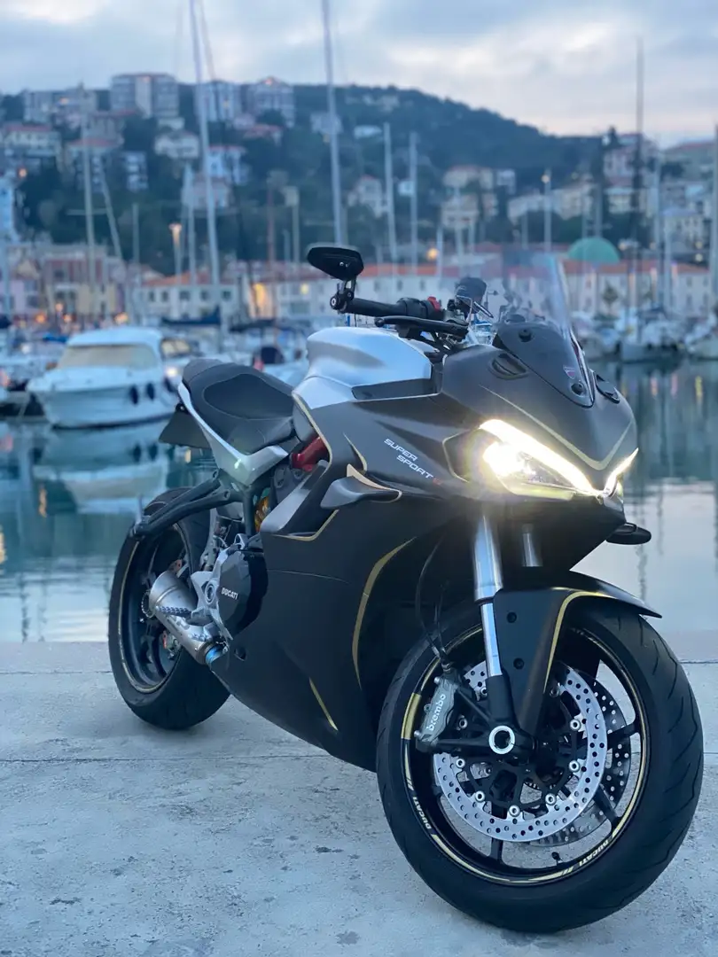 Ducati SuperSport Nero - 1