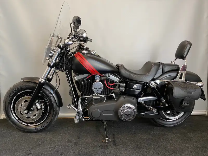 Harley-Davidson Dyna Fat Bob - foto 2