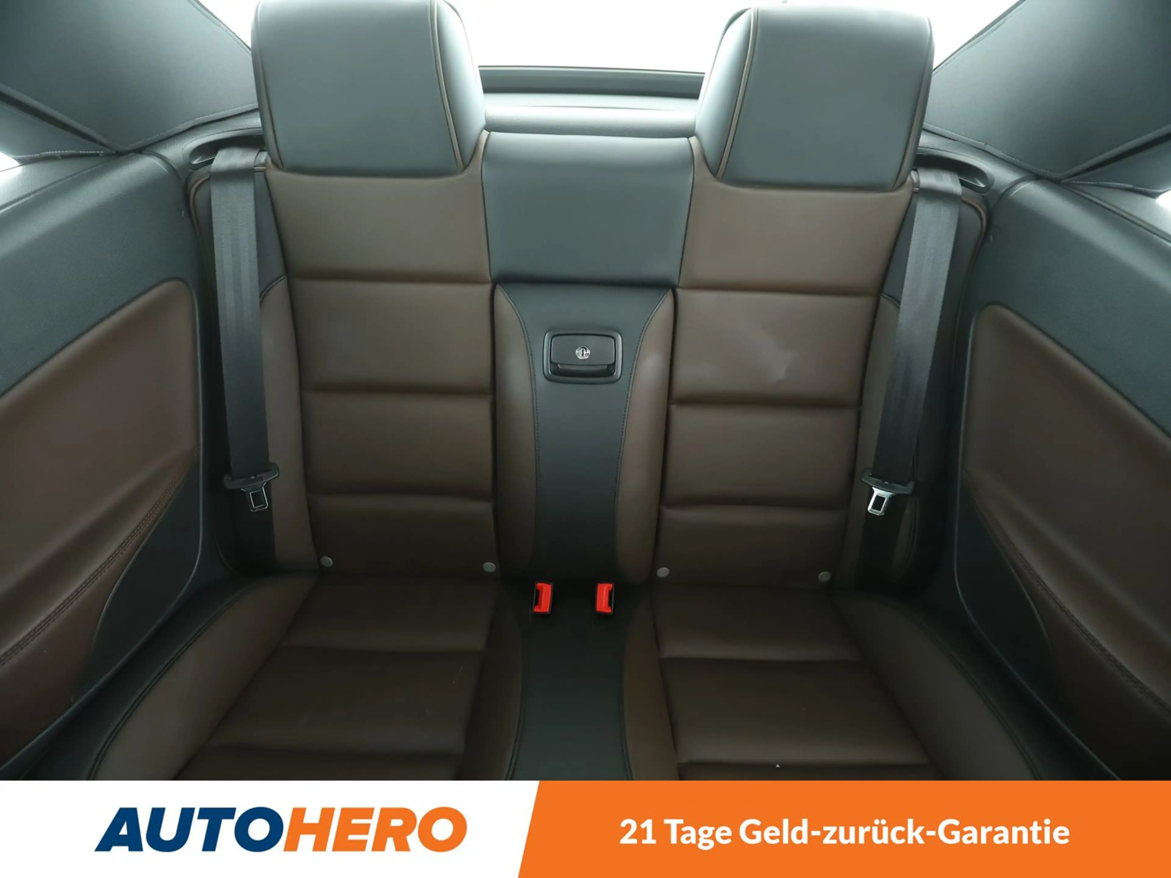 Volkswagen Eos 2.0 TDI Exclusive BlueMotion*NAVI*PDC*SHZ* — photo 13