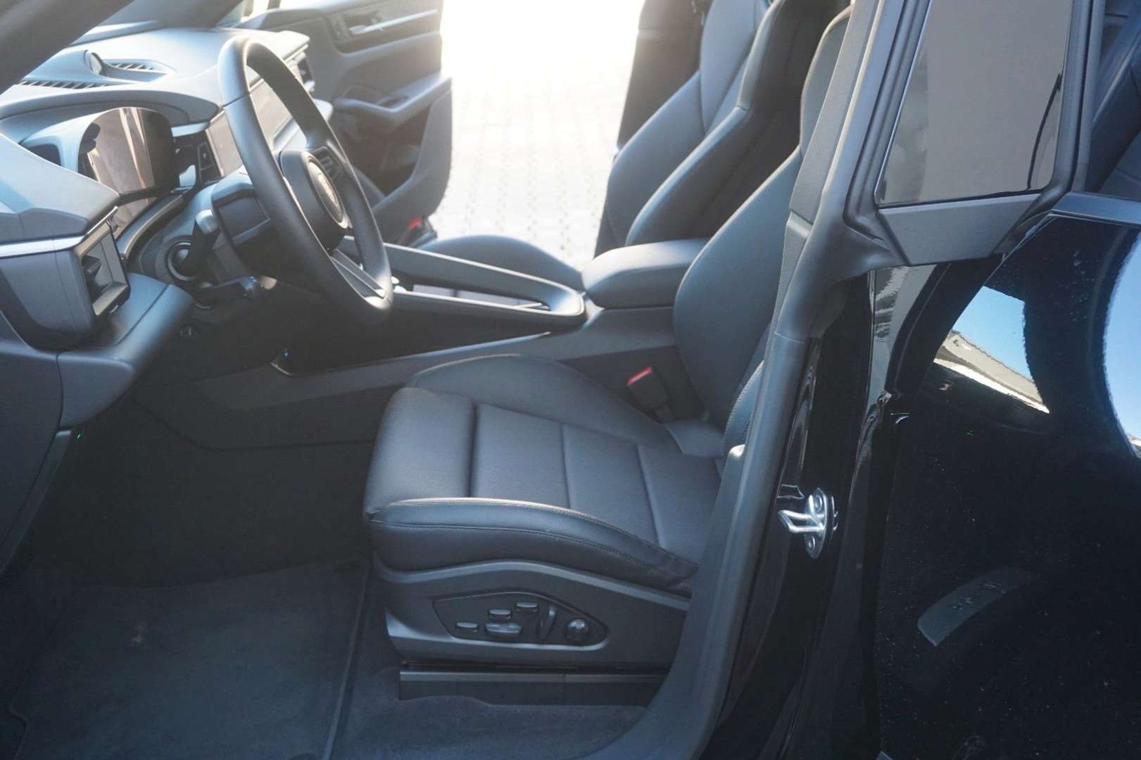 Porsche Macan Electrique -  - Joinsteer - #4