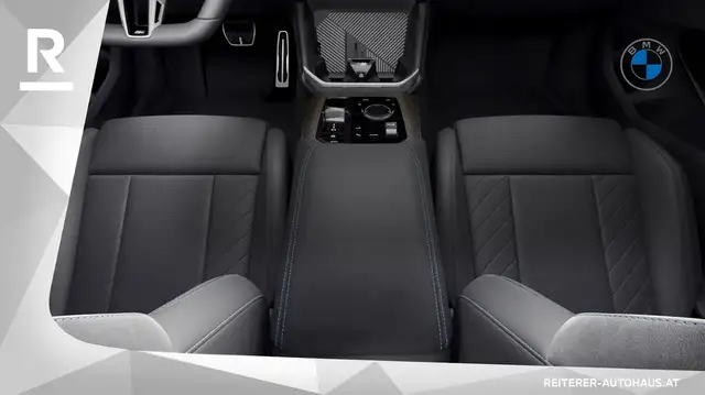 BMW X3 view 11