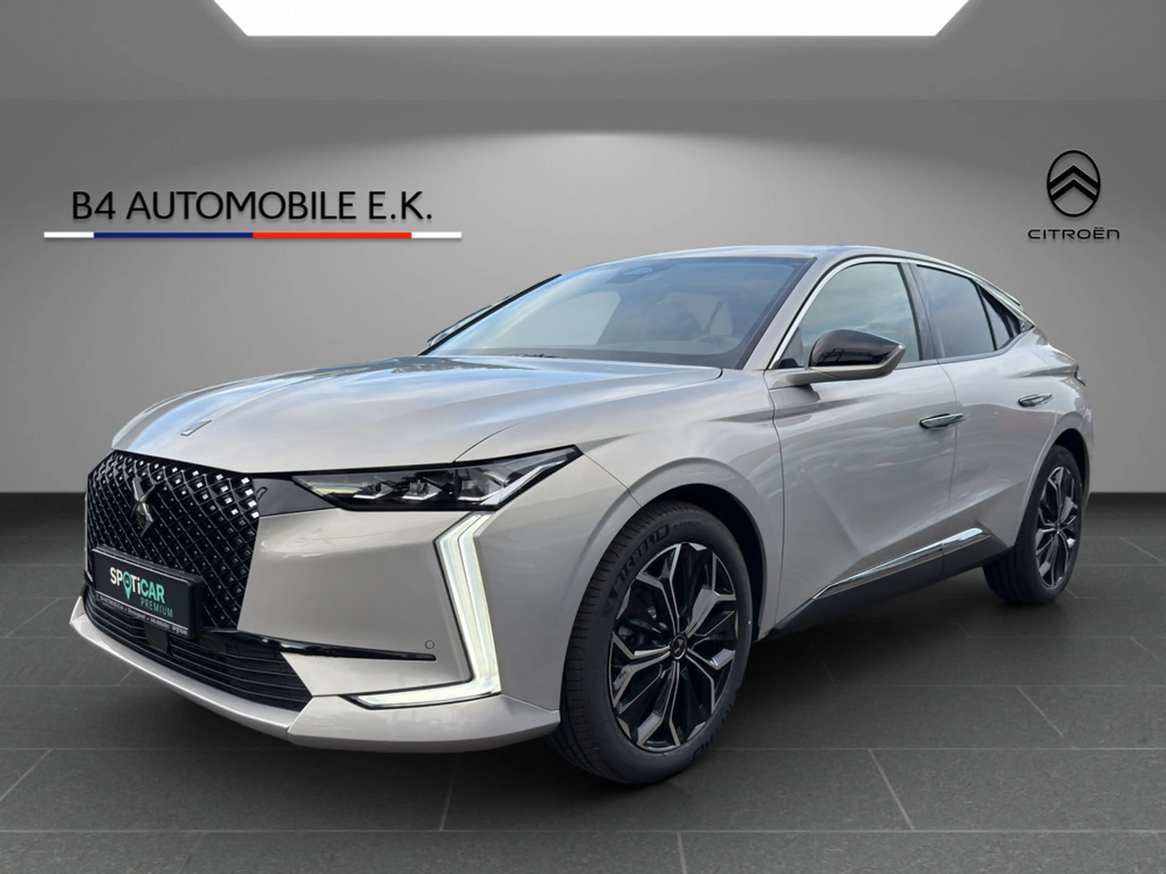 DS Automobiles DS 4 Etoile HDI 130 EAT8 HUD LED NAVI ACC