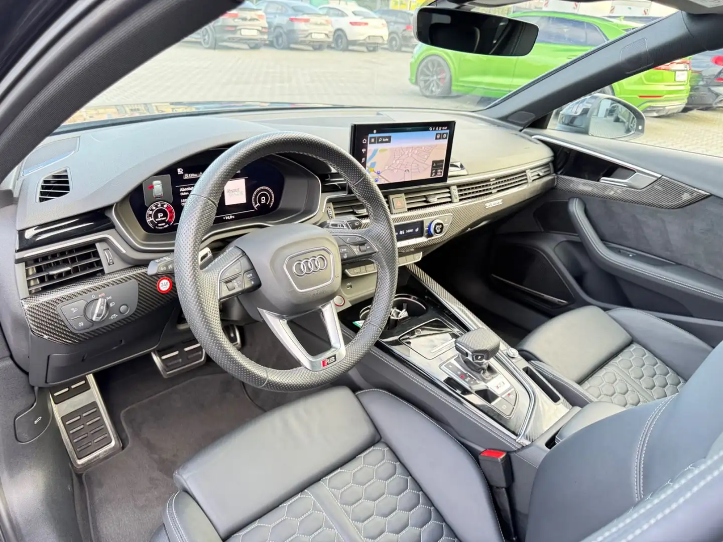 Audi RS4 *Avant*2.9TFSI*Quattro*360°B&O*MATRIX+*CARBON Schwarz - 2